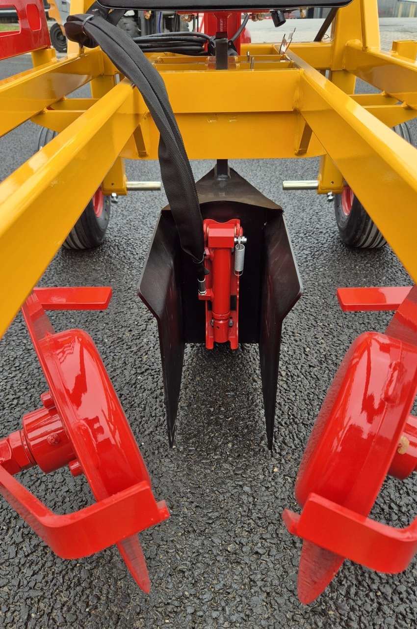 GPS řízený značkovač pro označení umístění sazenice